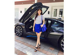 Soi siêu xe BMW i8 mới của người yêu Midu