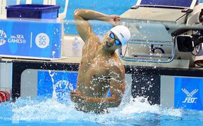 Con phá kỷ lục SEA Games, mẹ vẫn bán thịt ngoài chợ