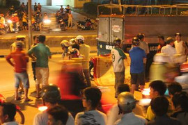 Tông xe vào nơi CSGT khám nghiệm hiện trường, 2 người tử vong