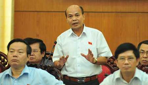 Nếu có người đòi bán Mặt trăng thì xử như thế nào?