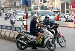 Ai thiếu văn hóa giao thông, đừng xem video này