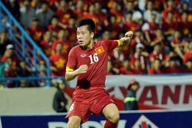 Clip: Thanh Bình lập siêu phẩm vào lưới U23 Thái Lan