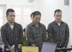 Cựu Phó Ban Tổ chức Quận ủy Cầu Giấy khóc nức nở trước toà