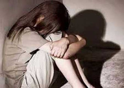 'Yêu râu xanh' đánh bé gái ngất xỉu rồi hãm hại