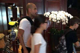 Pep Guardiola bất ngờ xuất hiện tại Việt Nam