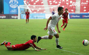 Clip: Mạc Hồng Quân phung phí hàng loạt cơ hội