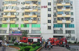 Hà Nội: Lại cháy chung cư, hàng trăm người hoảng loạn bỏ chạy
