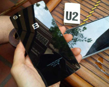 Clip đập hộp Bphone