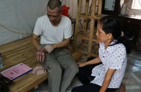 Người đàn ông ôm 'bom gas' cứu vợ và hàng chục học sinh: Bất ngờ trước kết luận của cảnh sát