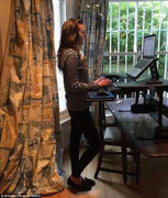 Dân văn phòng làm việc theo cách này, vừa giảm béo vừa khỏe hơn