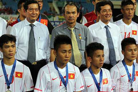 Còn HLV Miura, bầu Đức dễ phải thực hiện lời hứa khó chịu