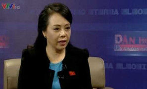 Bộ trưởng Y tế: Cán bộ y tế phải đổi mới từ trong não, tim, óc và máu