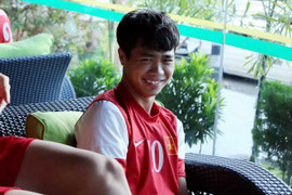 Phì cười clip Công Phượng hé lộ ước mơ làm ca sỹ Hàn Quốc để có nhiều người yêu