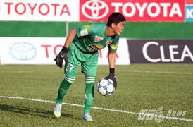 Clip Trọng Hoàng vượt qua thủ môn HAGL, ấn định tỷ số 4-1