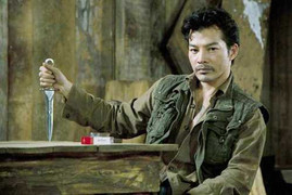 Trần Bảo Sơn, Johnny Trí Nguyễn đánh đổi sự nghiệp ở Hollywood về Việt Nam