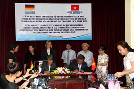 Người Việt làm điều dưỡng viên ở Đức cần đáp ứng điều kiện gì?