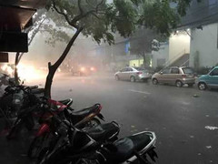 Bắc Bộ có mưa rào và dông, xuất hiện thời tiết nguy hiểm