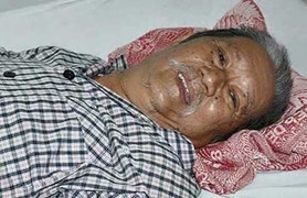 Nghệ sỹ Mạc Can cô đơn chống chọi bệnh thủng dạ dày, chờ chết