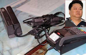 Bắt người nước ngoài rút tiền tỷ bằng thẻ giả