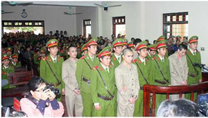 Sắp xử vụ ‘quan tài diễu phố’ từng xôn xao dư luận