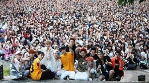 Trăm kiểu 'yêu' thần tượng của Fan EXO
