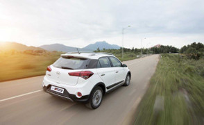 Ảnh nóng Hyundai i20 Active lộ diện trước ngày ra mắt