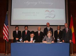 Tổng Bí thư Nguyễn Phú Trọng dự ký nhiều văn bản hợp tác Việt Nam - Hoa Kỳ