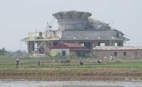 Bàng hoàng sự thật bên trong công trình tượng Phật cao nhất miền Bắc bị sập