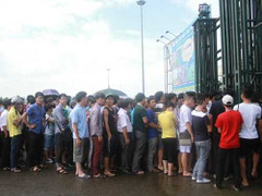 Vé trận Man City qua đường công văn đủ phủ kín Mỹ Đình