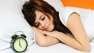 4 nguyên tắc cho giấc ngủ giúp bạn trẻ lâu và ít bệnh