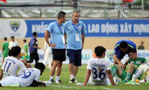 Trưởng đoàn HAGL: Phải chơi bóng đàng hoàng, tử tế