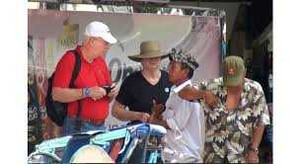 Bị 'chặt chém', khách Tây sợ chạy mất dép