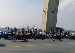 Đã tìm thấy thi thể người bố chồng cứu con dâu nhảy cầu tự tử