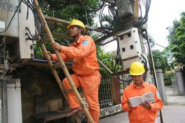 110 tỷ đồng mỗi tháng để ghi công tơ điện được EVN 'tiêu' thế nào?