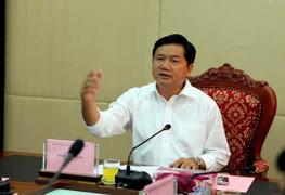 Bộ trưởng Đinh La Thăng đề xuất dừng thu phí xe máy