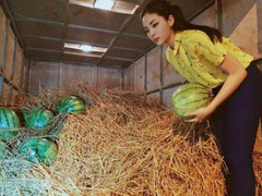 Hoa hậu Kỳ Duyên, Hương Tràm liên tục gặp scandal