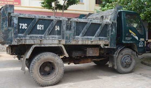 'Hoá chất' trong clip tố nghi can phá hoại đường là tinh nhựa thông