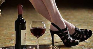 Trải lòng của những nữ sinh làm nghề nhậu thuê ở Sài Gòn