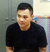 Việt kiều đâm gục thanh niên sau va chạm giao thông