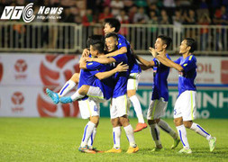 HAGL tạo địa chấn khi ngược dòng hạ B.Bình Dương