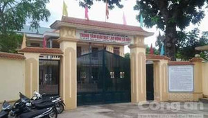 Hãi hùng phát hiện đồng nghiệp chết treo cổ ở cơ quan