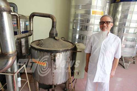 Tận mắt 'lò bát quái' luyện cóc độc thành 'linh đan'