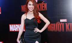 Hot girl Ngọc Thảo váy xẻ cao sexy nóng bỏng