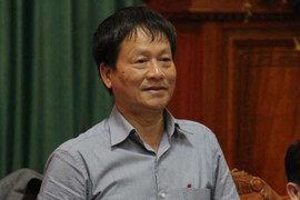 Vì sao nhiều lãnh đạo quận, huyện Hà Nội xin nghỉ hưu sớm?