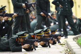 Cảnh sát Việt Nam truy nã tội phạm được trang bị như thế nào?