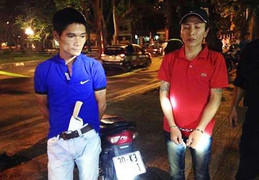 Mang 'hàng nóng' đi giải quyết mâu thuẫn trong đêm