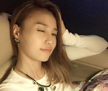 10 status đáng chú ý ngày 23/7