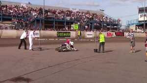 Choáng với màn biểu diễn môtô thế này