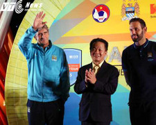 Trực tiếp: Man City tập mở, giao lưu với cổ động viên Việt Nam