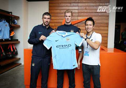 Thử soi kỹ điều đặc biệt Man City làm ở Việt Nam